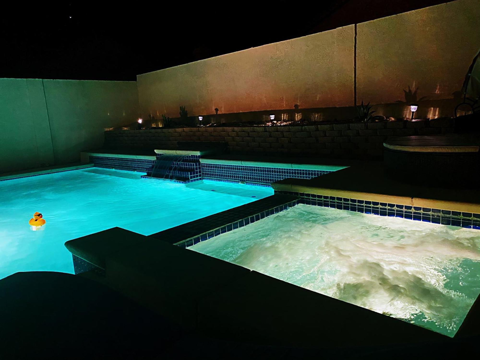 Amazing Heated Pool And Private Hot Tub 3Br In Heart Of Lv Βίλα Λας Βέγκας Εξωτερικό φωτογραφία