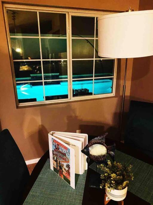 Amazing Heated Pool And Private Hot Tub 3Br In Heart Of Lv Βίλα Λας Βέγκας Εξωτερικό φωτογραφία