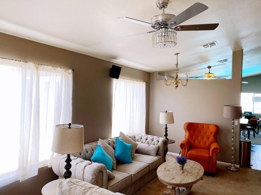 Amazing Heated Pool And Private Hot Tub 3Br In Heart Of Lv Βίλα Λας Βέγκας Εξωτερικό φωτογραφία